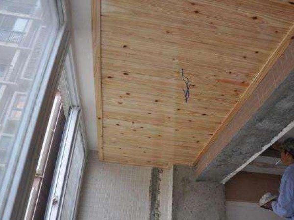 安裝鋁扣板吊頂?shù)姆椒?>
</div>
<h4 class='wot tran'>安裝鋁扣板吊頂?shù)姆椒?/h4>
<p class=